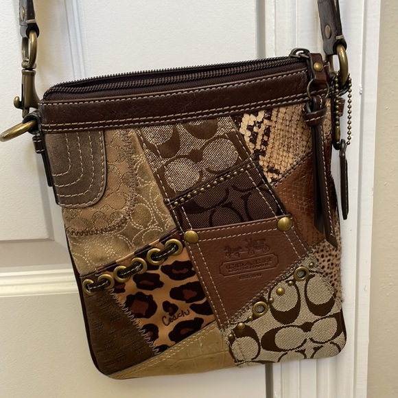 Coach Crossbody Handbag - Picture 13 of 13